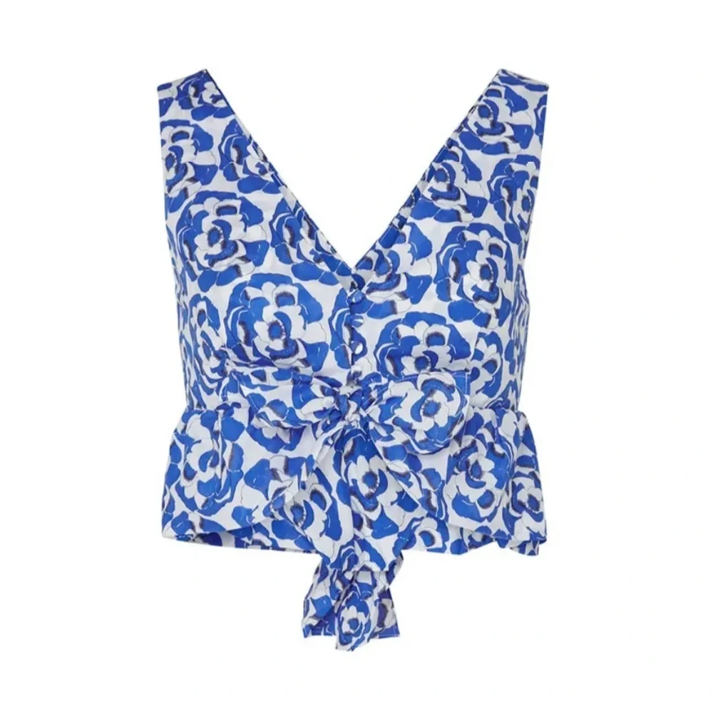 Thakoon x Rent the Runway Blue Floral Ruffle Crop Top - Size 0 - Picture 4 of 10